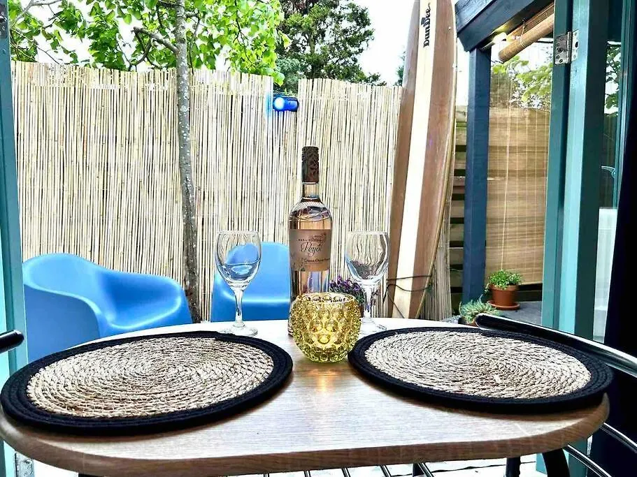 Holiday home Cozy Cottage With Jacuzzi & Private Garden Near Amsterdam Vijfhuizen