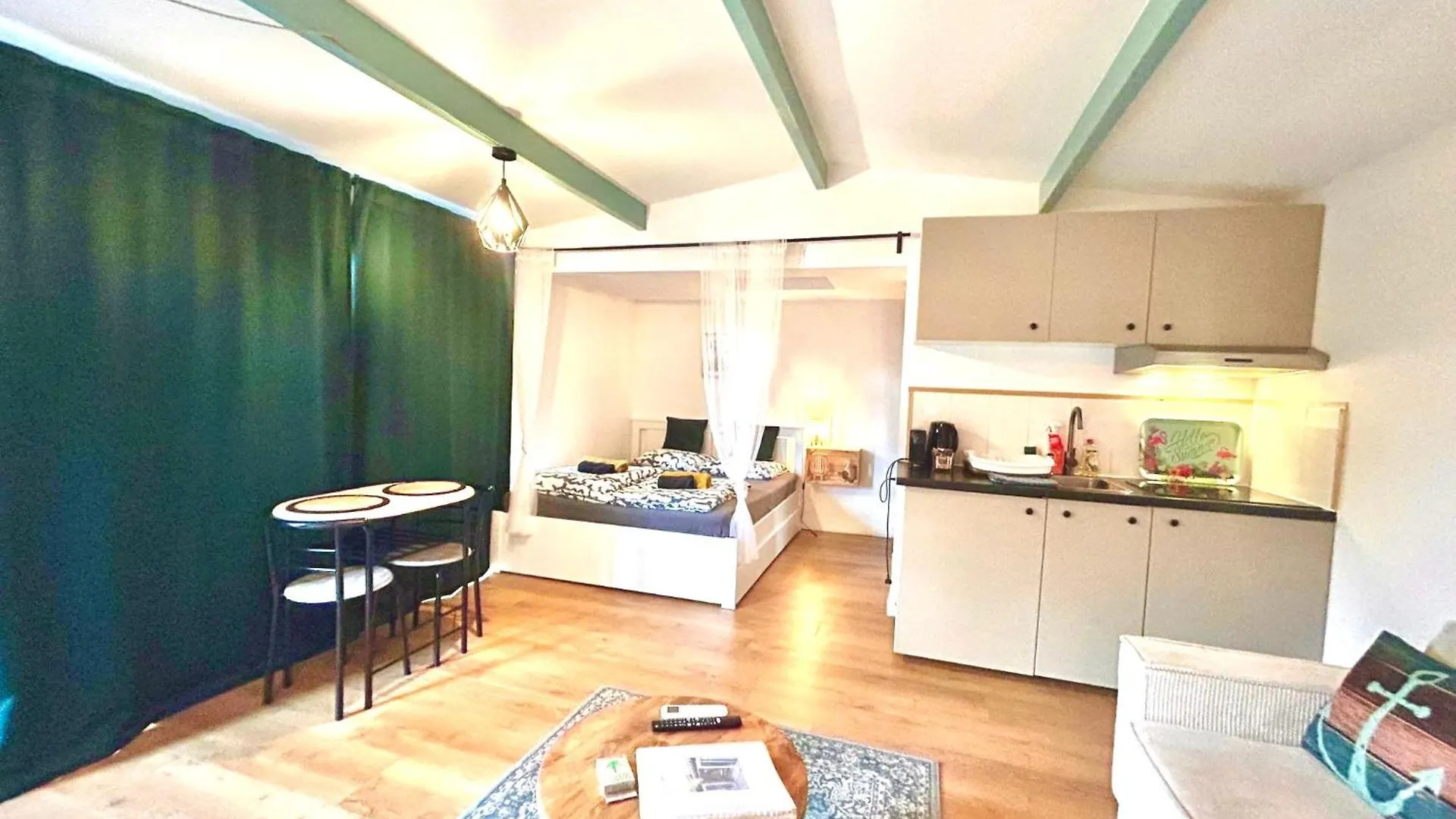 Holiday home Cozy Cottage With Jacuzzi & Private Garden Near Amsterdam Vijfhuizen